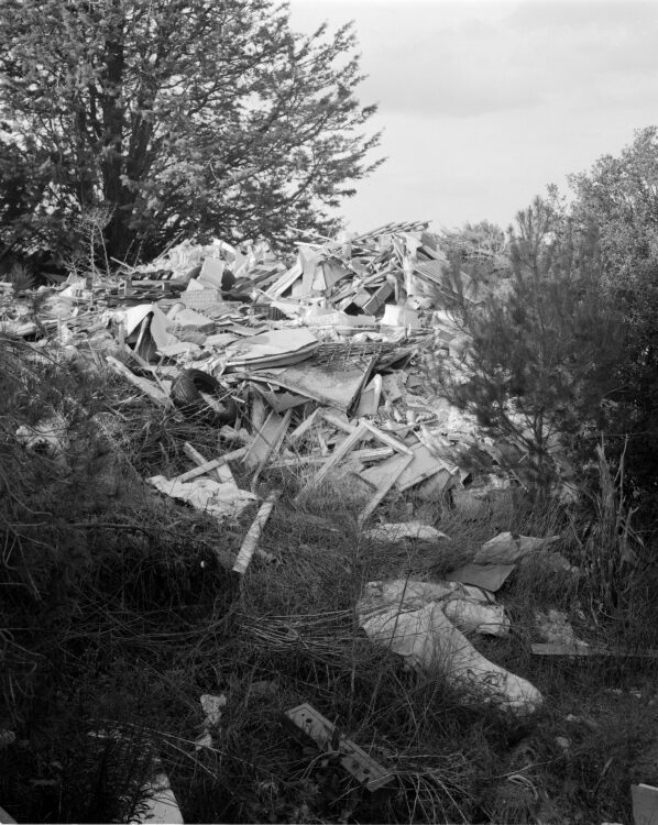 Félix Colardelle | Ce qui doit disparaître | 2020 | Plateau de l’Arbois, Aix-en-Provence / Marseille / Vitrolles
