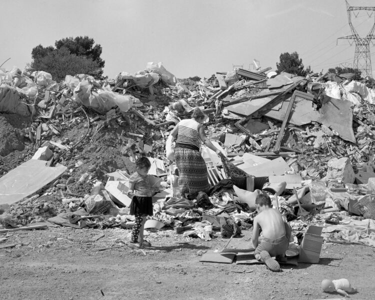 Félix Colardelle | Ce qui doit disparaître | 2020 | Plateau de l’Arbois, Aix-en-Provence / Marseille / Vitrolles