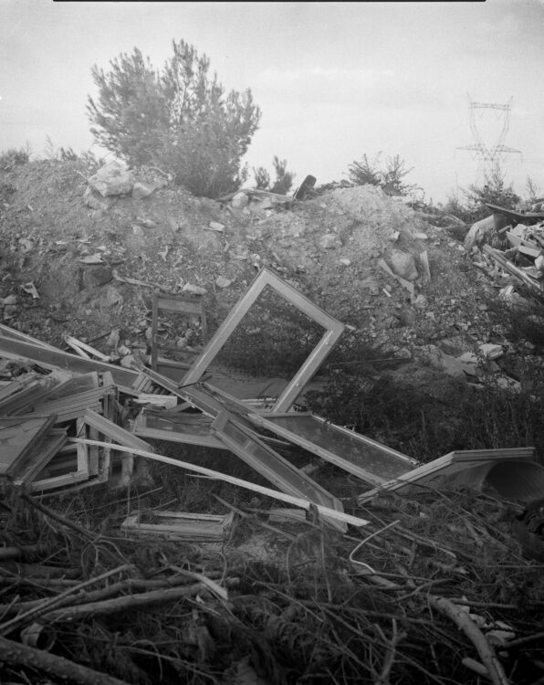 Félix Colardelle | Ce qui doit disparaître | 2020 | Plateau de l’Arbois, Aix-en-Provence / Marseille / Vitrolles